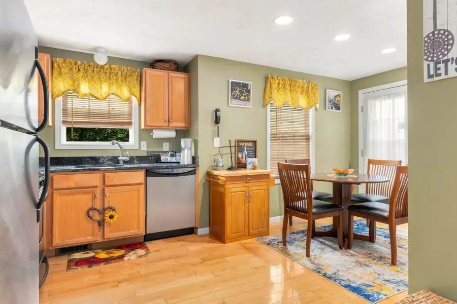 417 Hildreth St #5, Lowell, MA 01850 - #2