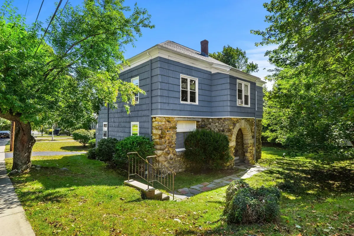 131 Altamont Ave, Melrose, MA 02176 - #1