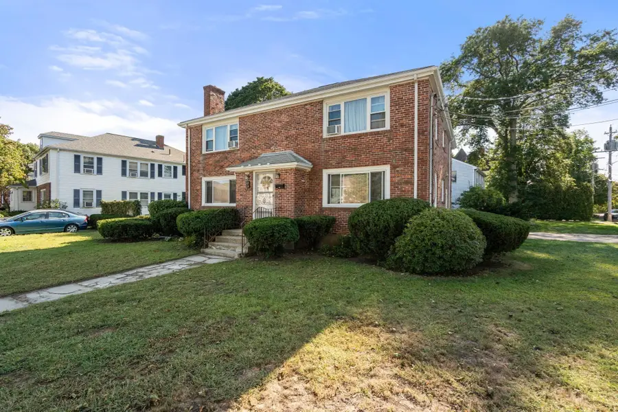 35 Farquhar Rd, Newton, MA 02460 - #3