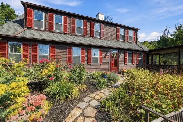 25 Concord St, Gloucester, MA 01930