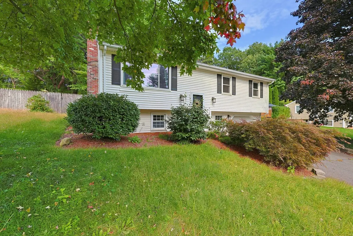 27 Country Club Dr, Westfield, MA 01085 - #1