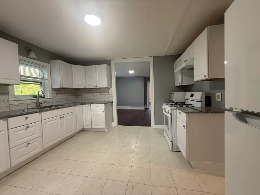 723 Main, Warren, MA 01083 - #2
