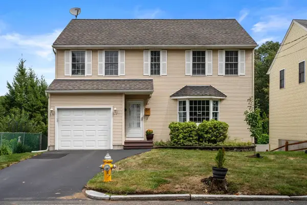 109 Appleton St, Springfield, MA 01108