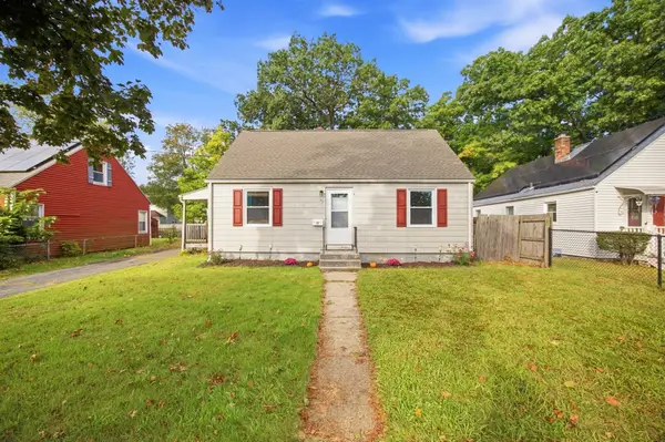 62 Haumont Ter, Springfield, MA 01104