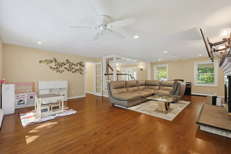 5 Chausse Dr, Methuen, MA 01844 - #3