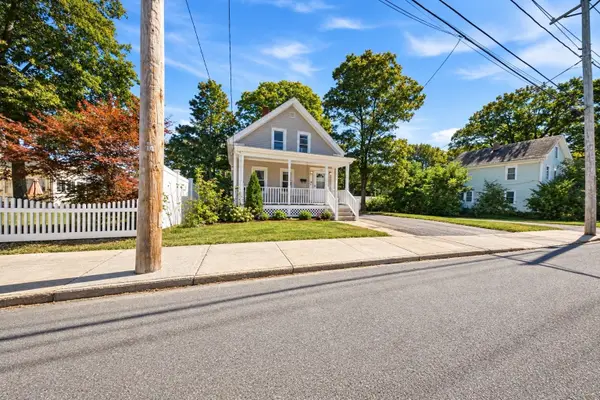 128 Howe St, Marlborough, MA 01752