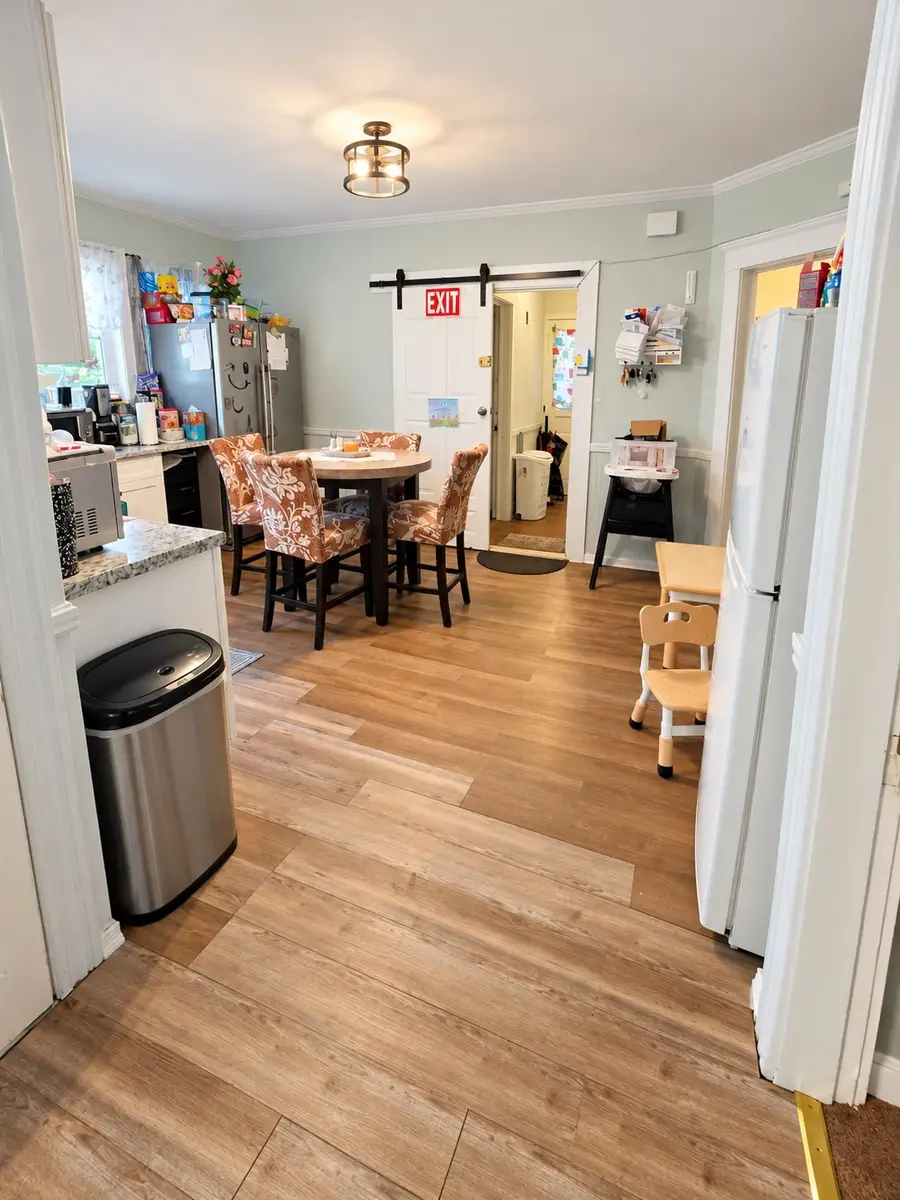 6 Delaware St, Worcester, MA 01603 - #3