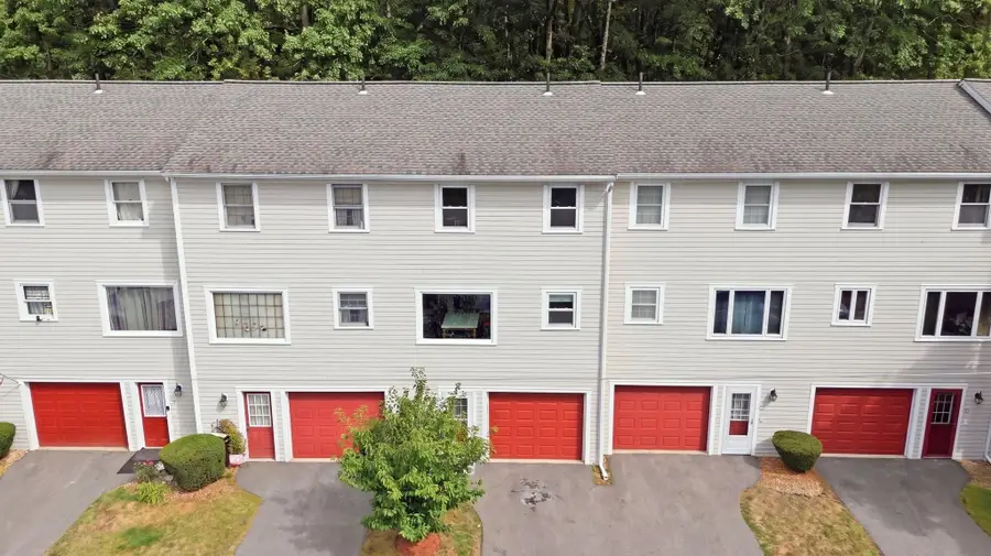 106 Park Ave W #D5, Lowell, MA 01852 - #2