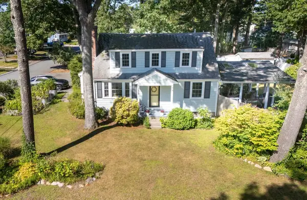 78 Hathaway St, Wareham, MA 02571