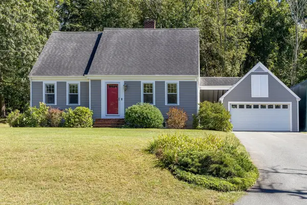 22 Forge Road, Freetown, MA 02702