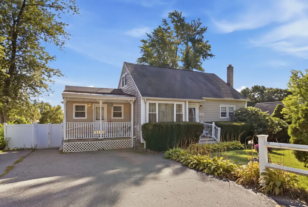 1259 Shawsheen St, Tewksbury, MA 01810 - #1
