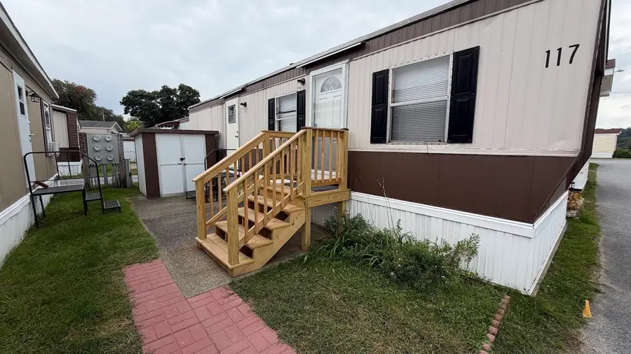 557 Southwest Cutoff #117, Worcester, MA 01607 - #2