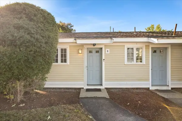 14 Nancy Rd #1, Easton, MA 02375