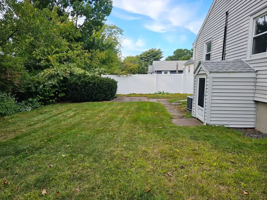 11 Tuttle Lane, Saugus, MA 01906 - #3