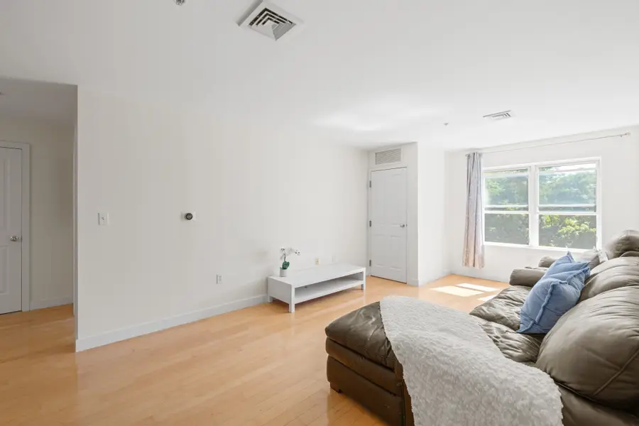 30 Franklin St #312, Malden, MA 02148 - #2