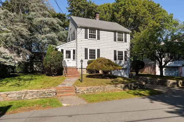 51 Iroquois Road, Arlington, MA 02476