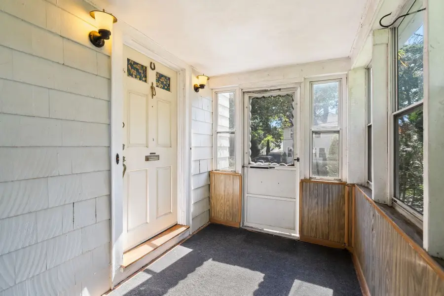 51 Iroquois Road, Arlington, MA 02476 - #3