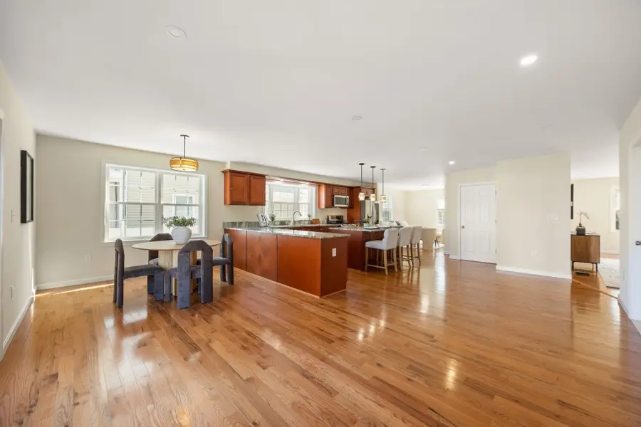 89 Devir St, Malden, MA 02148 - #3