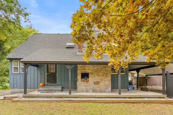143 Hudson Rd, Stow, MA 01775