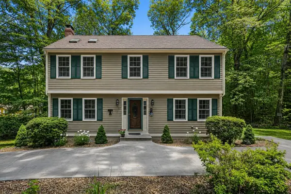 32 Sibley Rd, Sutton, MA 01590