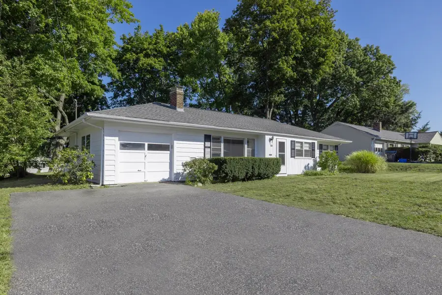 23 Spring Valley Rd, Natick, MA 01760 - #2