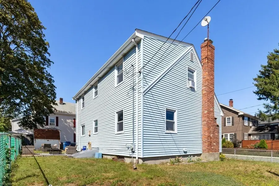 4 Spring Valley Rd, Boston, MA 02132 - #3