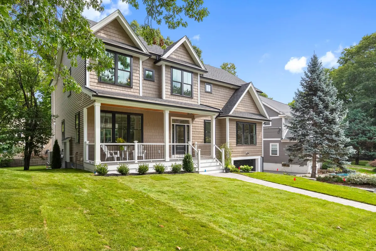 53 Hodge Rd, Arlington, MA 02474 - #1
