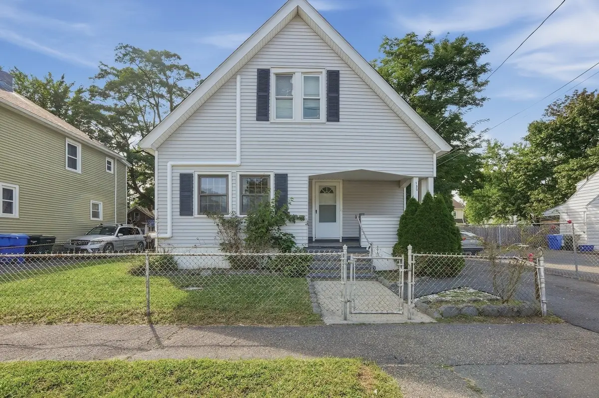 132 Gilbert Ave, Springfield, MA 01119 - #1