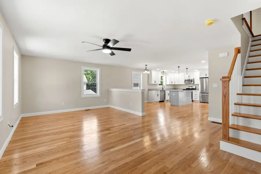 28-30 Quigley Ave, North Chelmsford, MA 01863 - #3