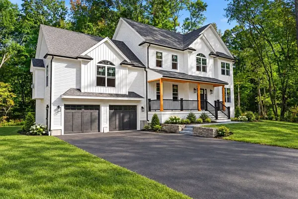 168 Vale St, Tewksbury, MA 01876