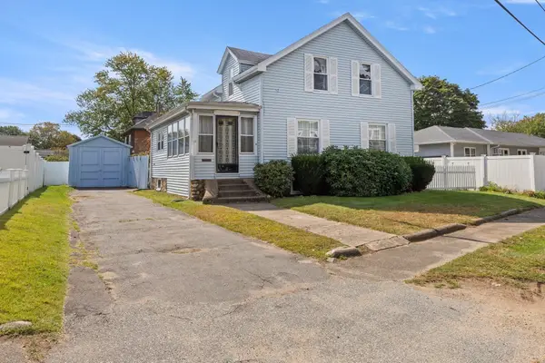 10 Glenway Ave, Peabody, MA 01960