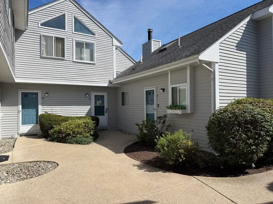 213 Lake Street #62, Weymouth, MA 02189 - #3