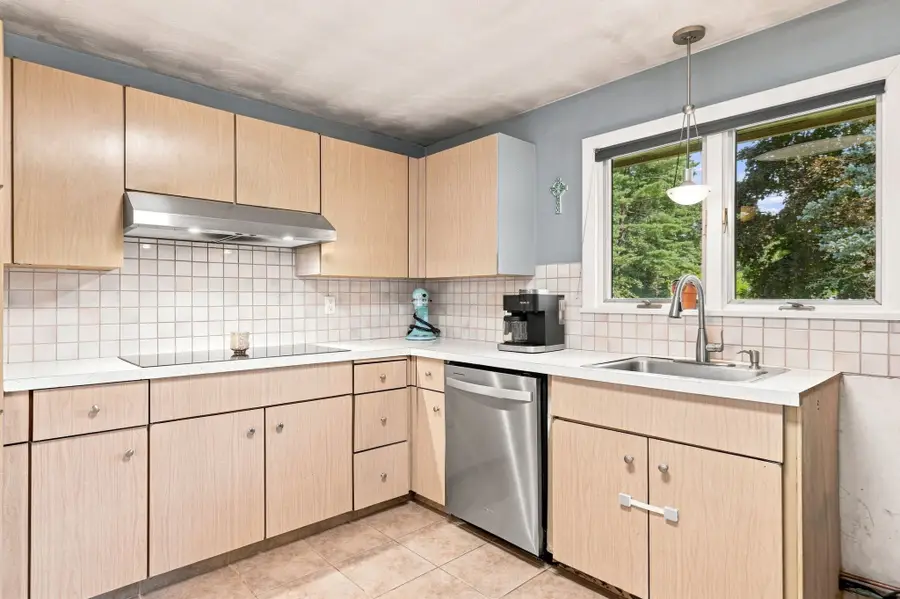 188 Baldwin Ave, Framingham, MA 01701 - #3