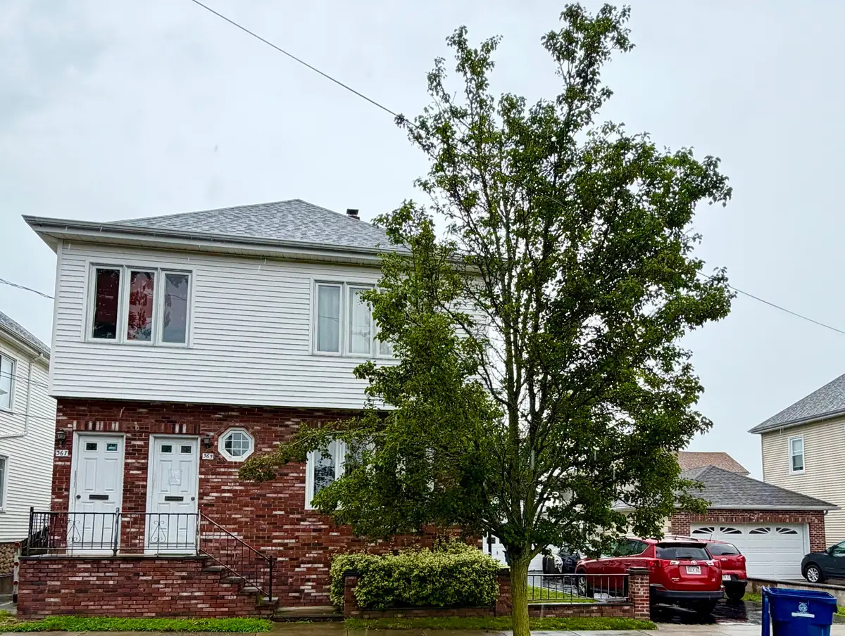 365 Hersom, New Bedford, MA 02745 - #1