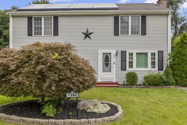 1392 Old Pleasant St, Bridgewater, MA 02324
