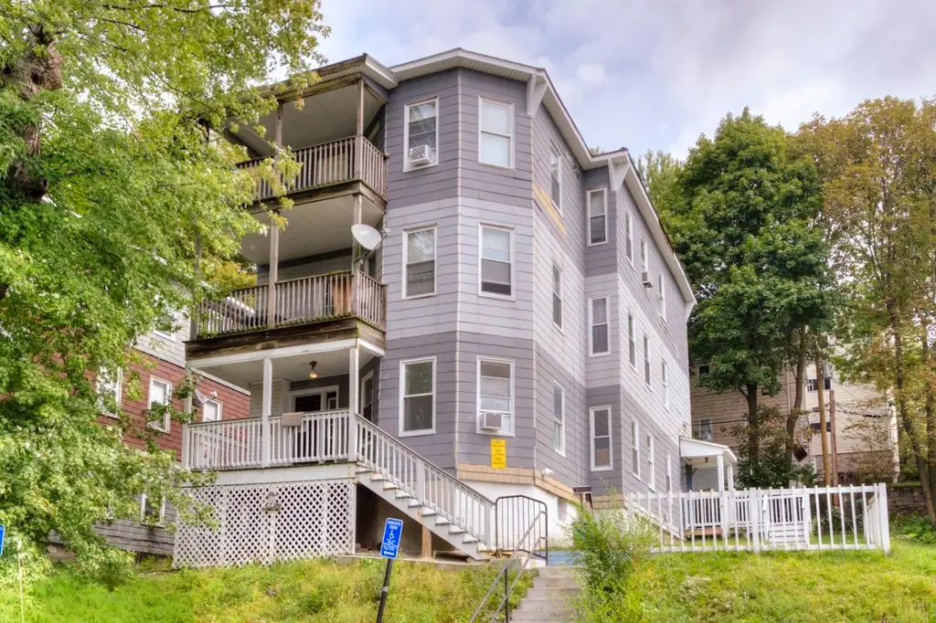27 Rodney St, Worcester, MA 01605 - #1