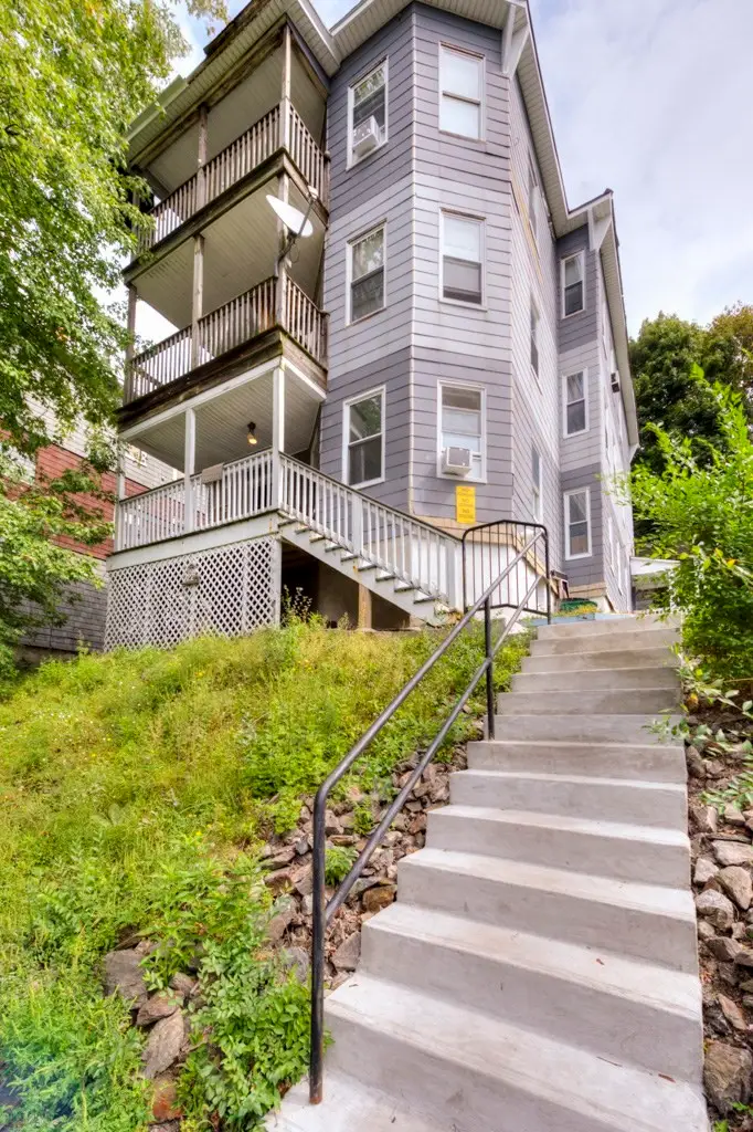 27 Rodney St, Worcester, MA 01605 - #2