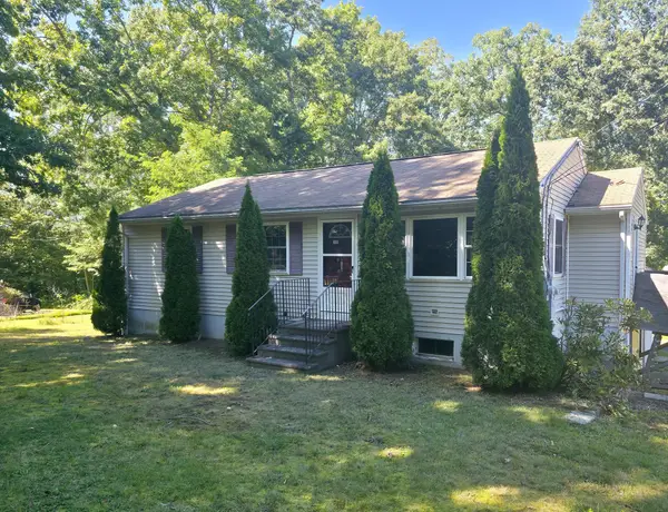 12 Flint Rd, Charlton, MA 01507