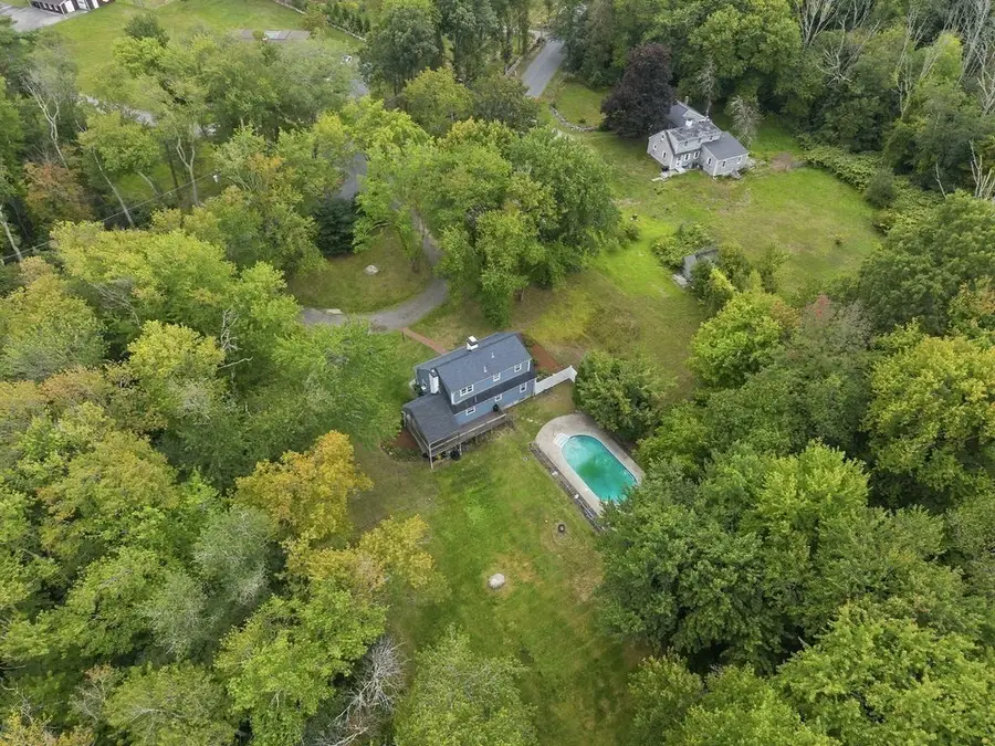 11 Bow St, Plainville, MA 02762 - #3