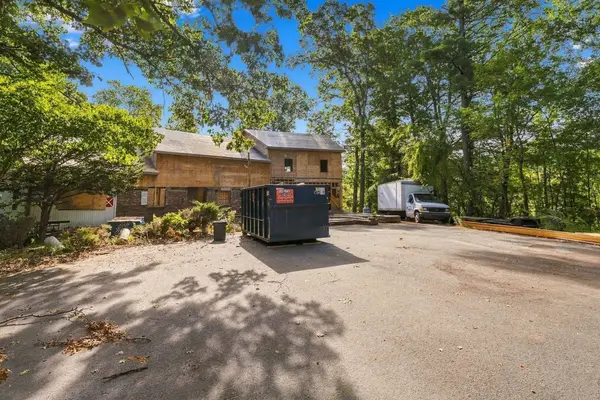 47 Riverside Dr, North Reading, MA 01864