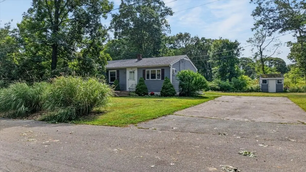 21 Timothy St, Fairhaven, MA 02719 - #1