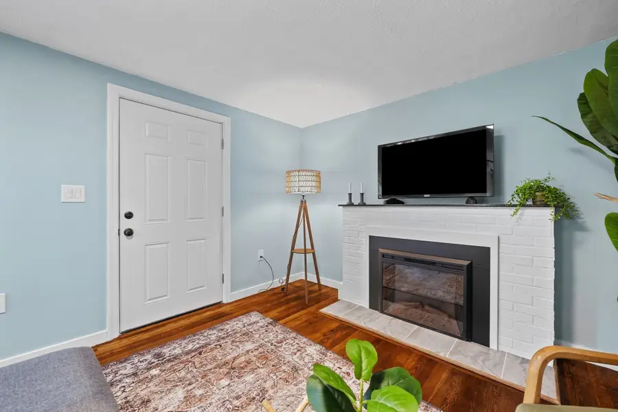 217 W Main Street, Northborough, MA 01532 - #2