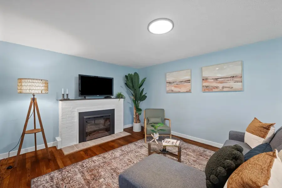 217 W Main Street, Northborough, MA 01532 - #3