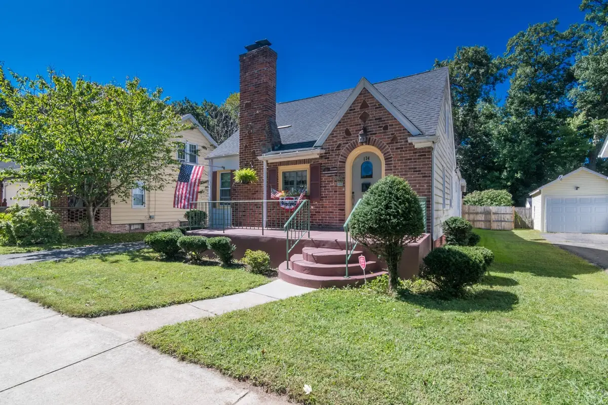 134 Eddywood St, Springfield, MA 01118 - #1