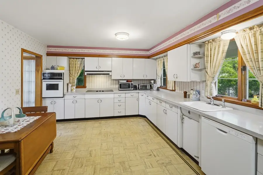 5 Slater, Webster, MA 01570 - #3