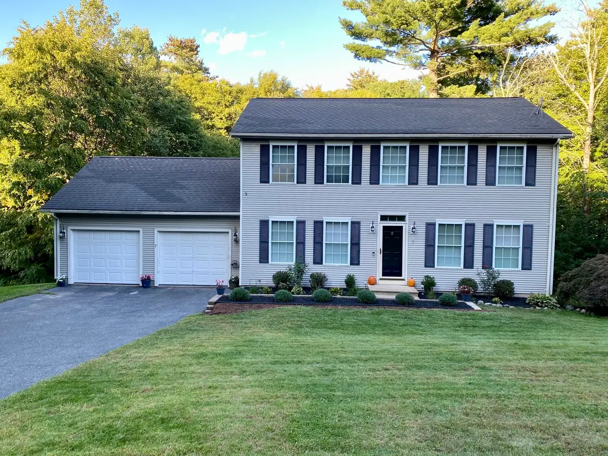 7 Hemlock Hollow, Belchertown, MA 01007 - #1