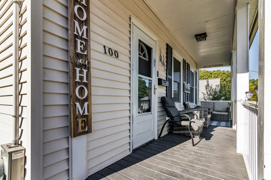 100 Clover St, Worcester, MA 01603 - #3