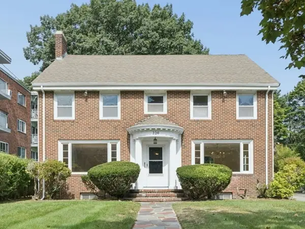 220 Mountain Ave, Malden, MA 02148