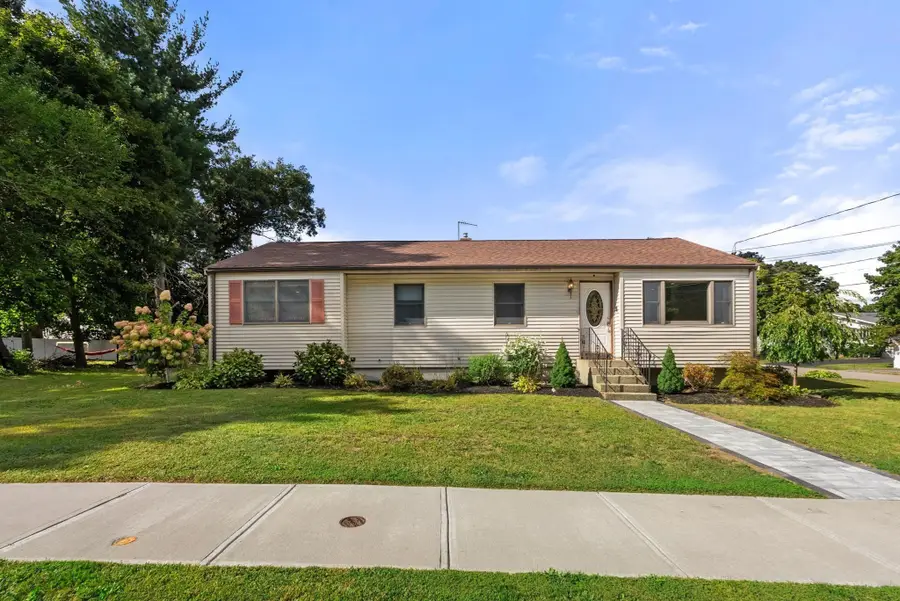 50 Main St., Medway, MA 02053 - #3