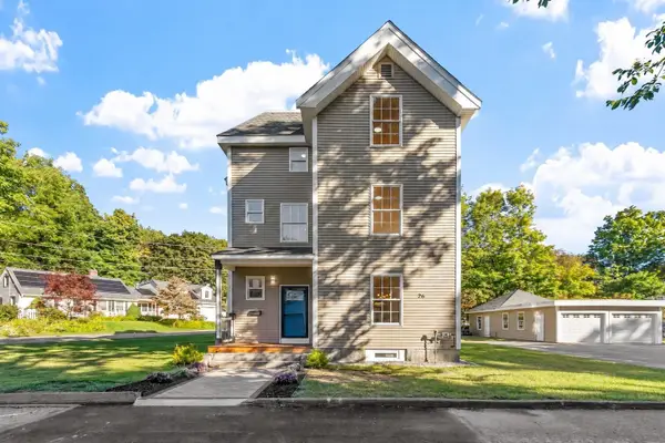 26 Caswell St, Fitchburg, MA 01420